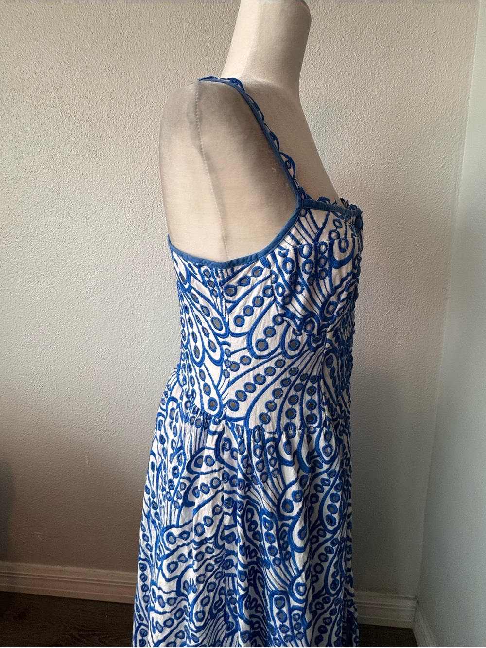 Zimmermann Eyelet Blue White Dress Ruffle Hem Cottagecore SZ 2 or S - Picture 10 of 16